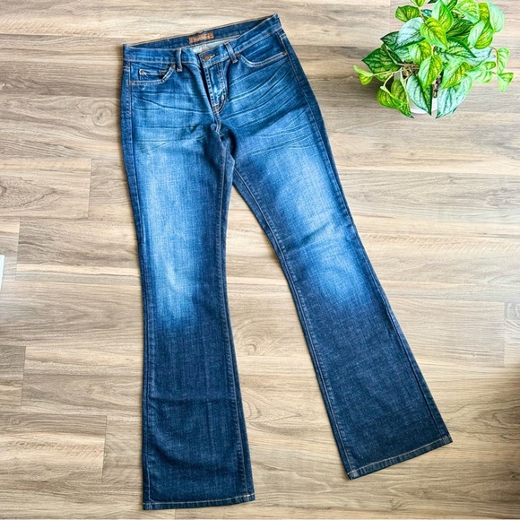 David Kahn Nikki Bootcut Mid-Rise Rio Dark Wash Jeans – Regular Fit - Size 29 - Picture 3 of 13